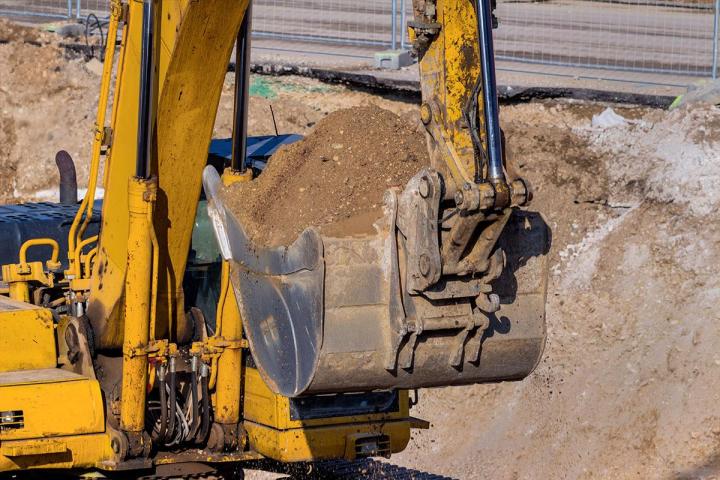 Industrial and commercial excavation Montreal